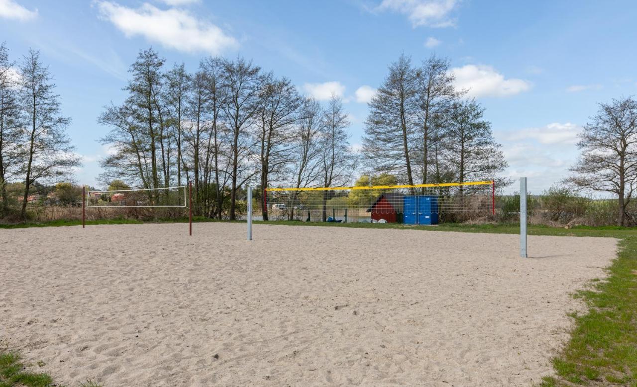Hotel Am Wariner See 외부 사진
