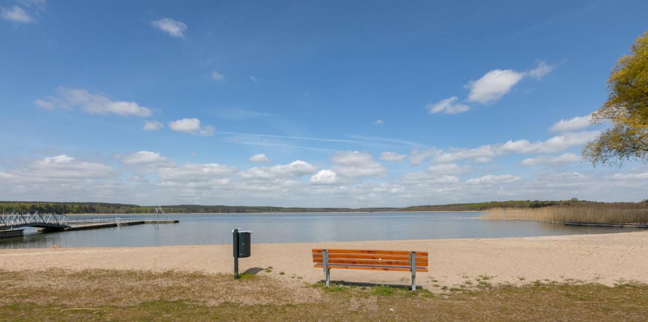 Hotel Am Wariner See 외부 사진