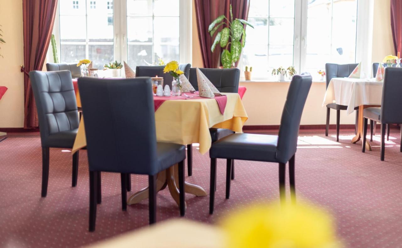 Hotel Am Wariner See 외부 사진