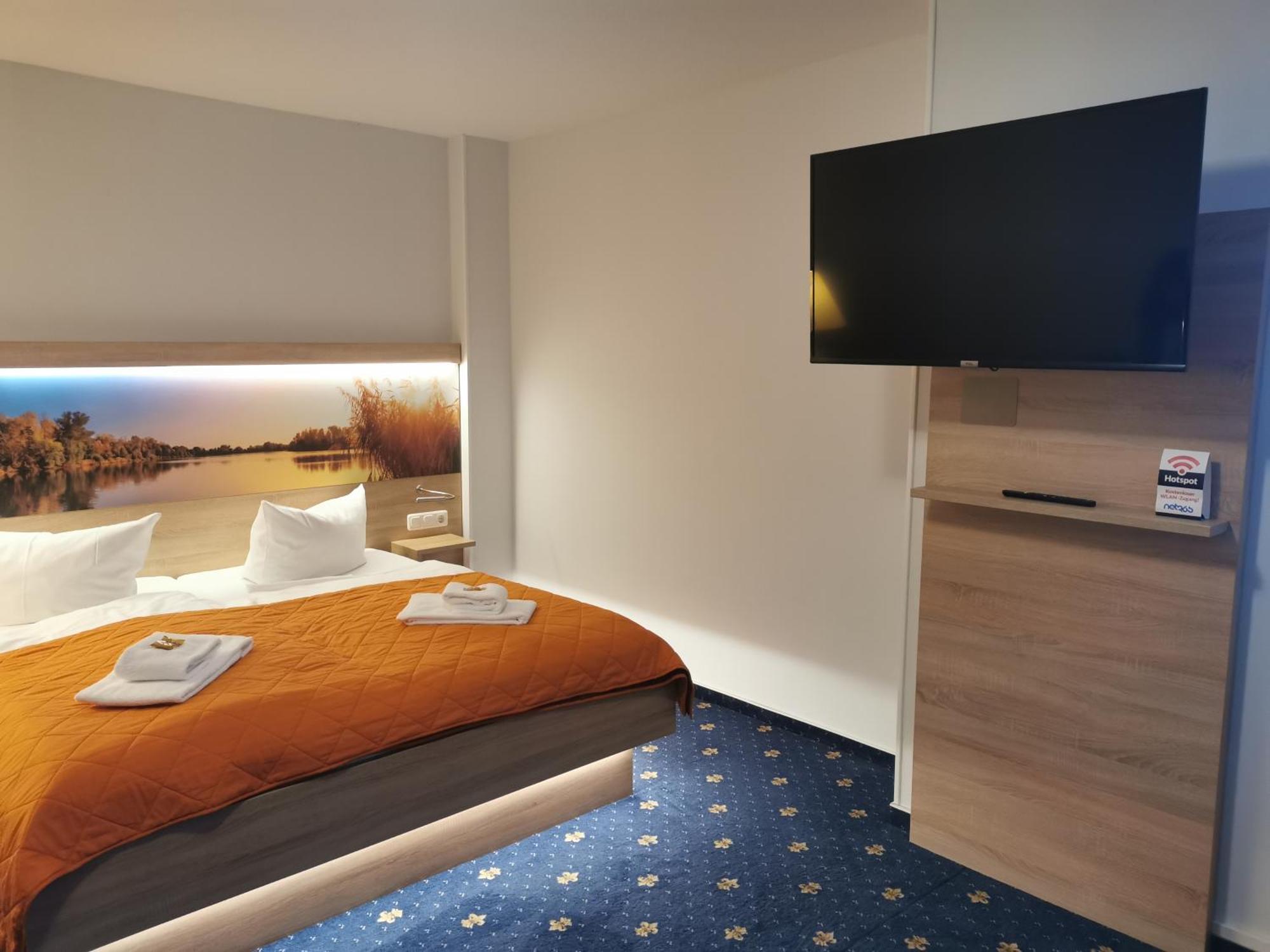 Hotel Am Wariner See 외부 사진