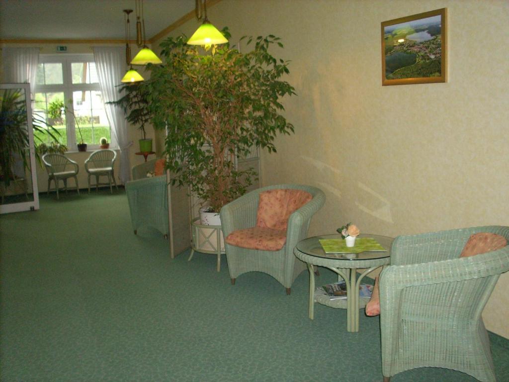 Hotel Am Wariner See 외부 사진