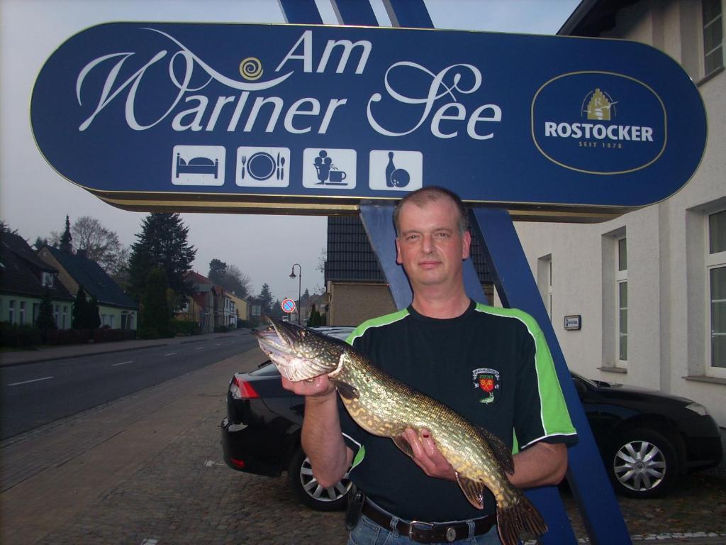 Hotel Am Wariner See 외부 사진