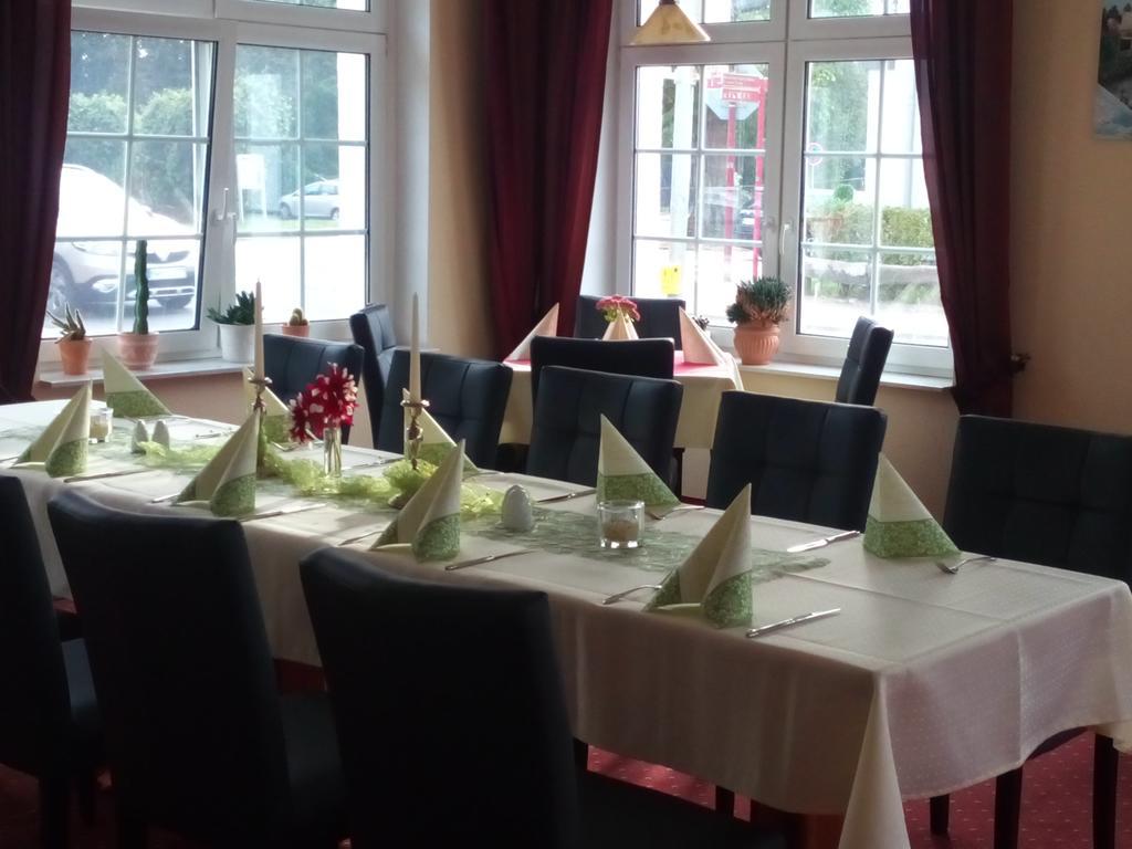 Hotel Am Wariner See 외부 사진
