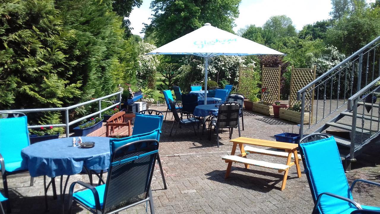 Hotel Am Wariner See 외부 사진